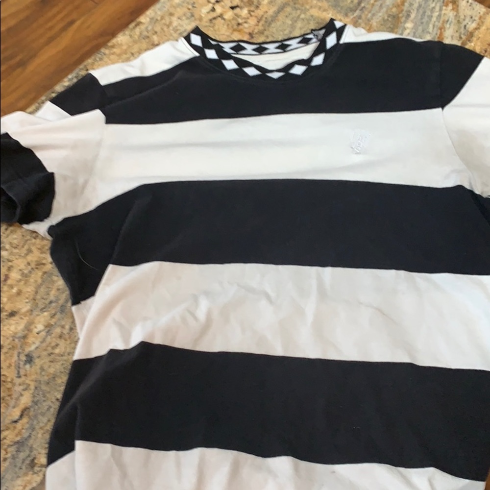 Huf big striped shirt size medium